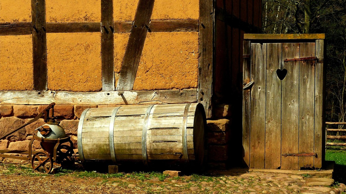 Toilette a secco di una volta