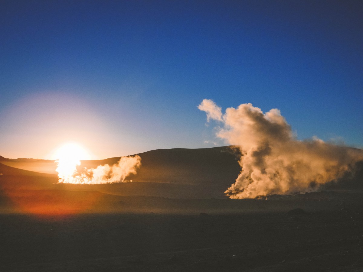 Salar de Uyuni - Geyser Sol de Mañana e Aguas Termales de Polques