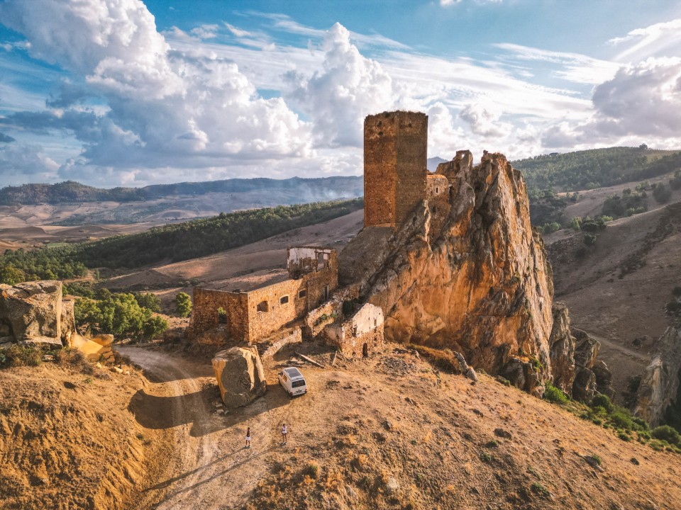 Castello di Pietratagliata o Castello Gresti