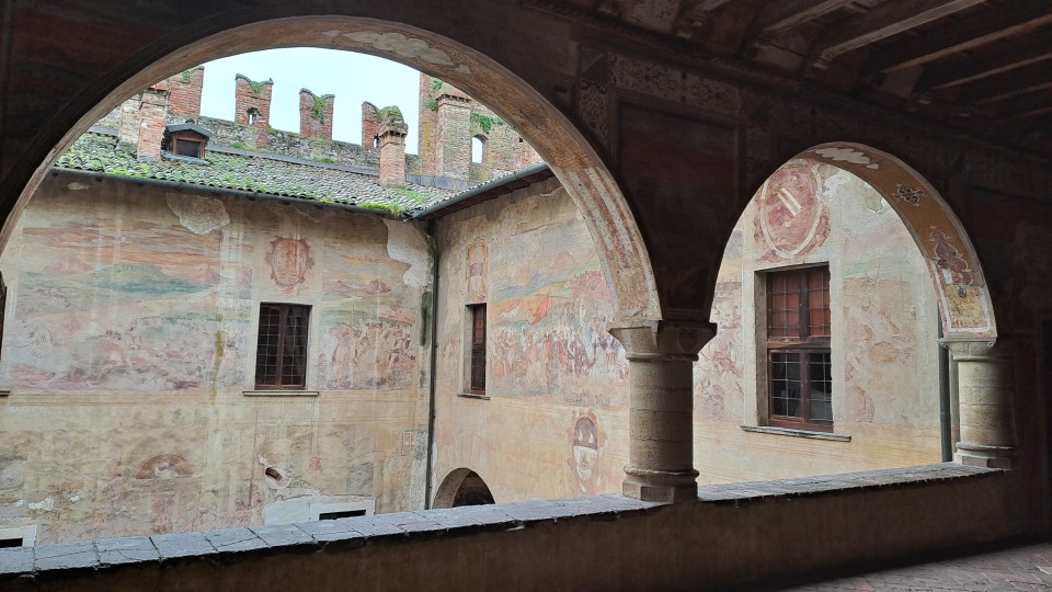 Castello di Malpaga