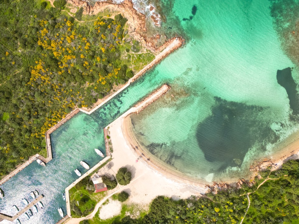Dintorni di Porto San Paolo Dintorni di Porto San Paolo