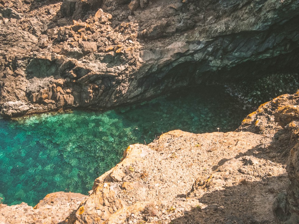 Giro completo dell'isola dalla Strada Perimetrale alla scoperta delle Cale