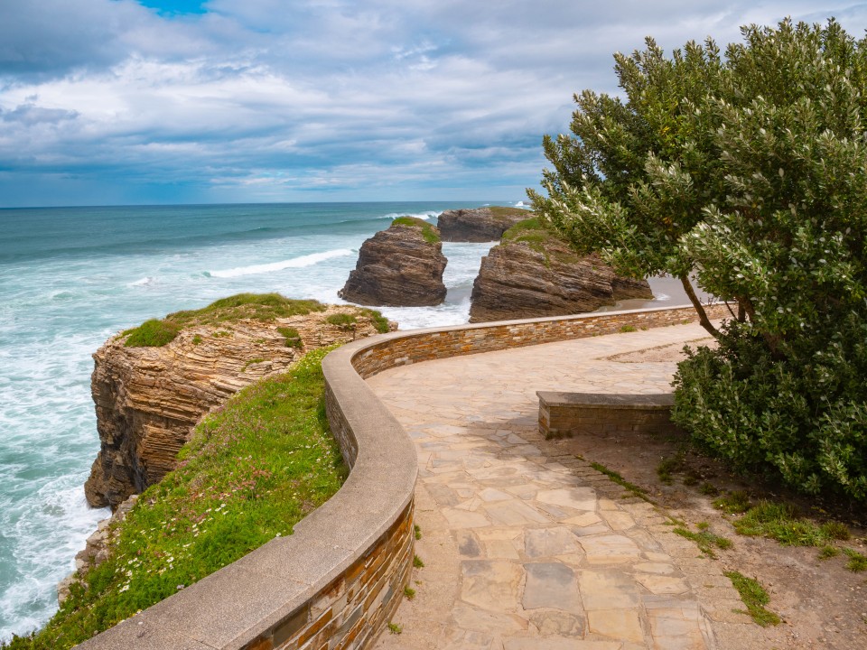 Praia das Catedrais