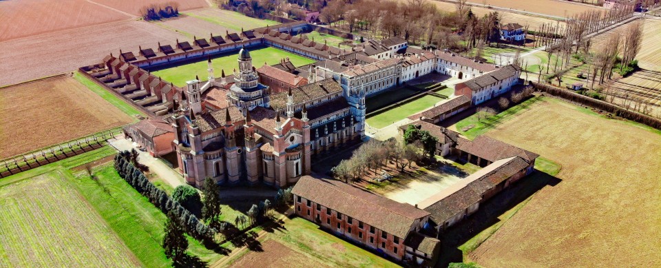 Vista aerea della Certosa di Pavia