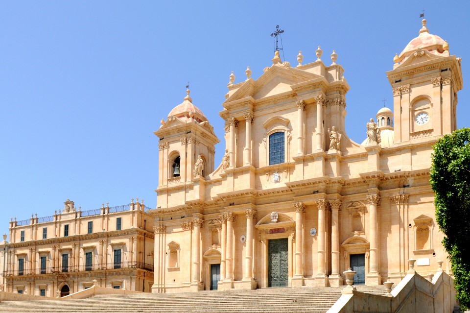 noto (4)