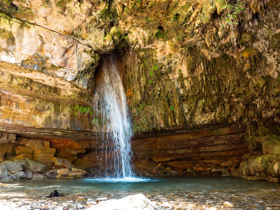 Grotta Is Janas e Su Stampu de Su Turnu
