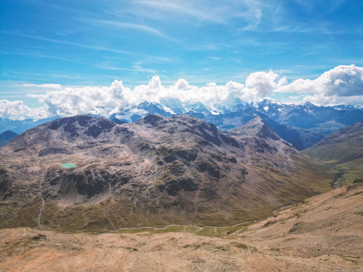 Il ghiacciaio del Bernina e il lago della Forcola