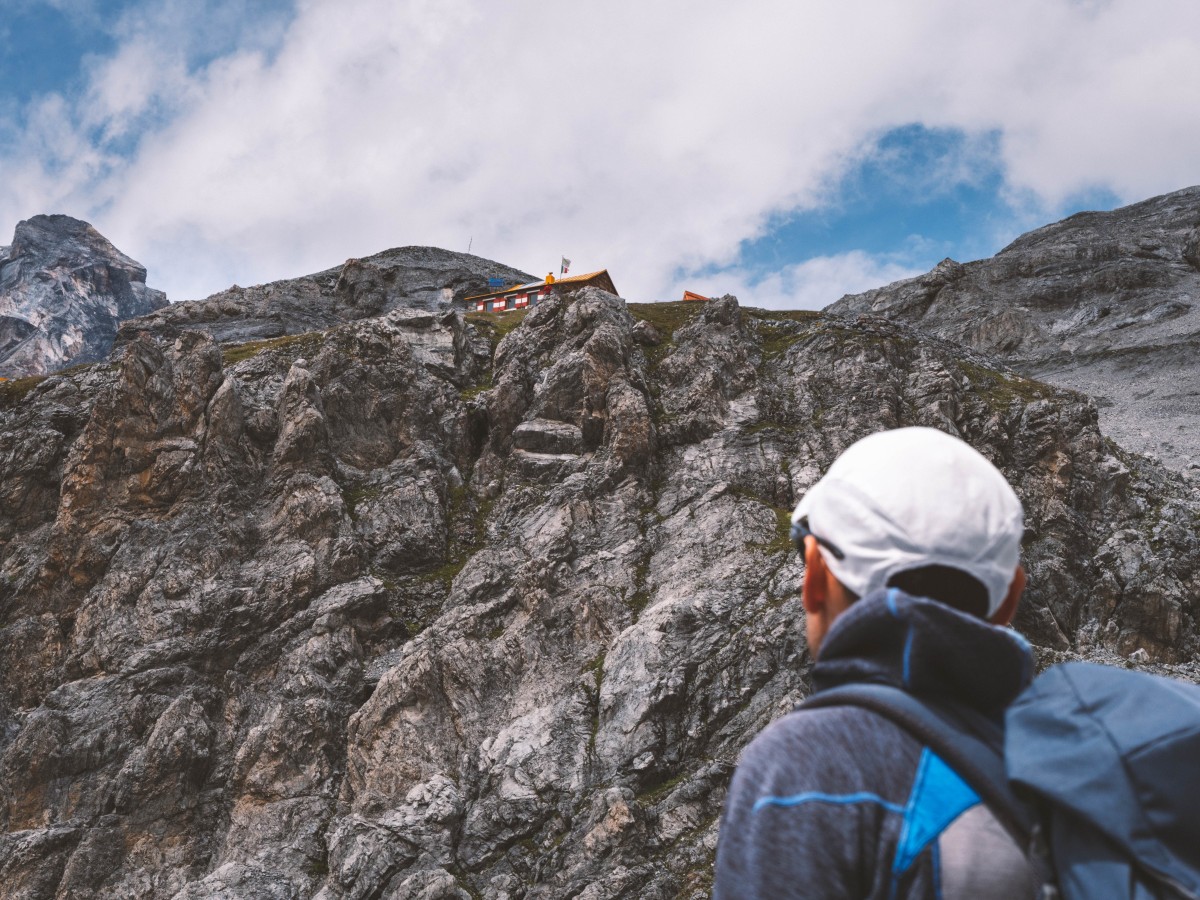 Il rifugio sembra un miraggio