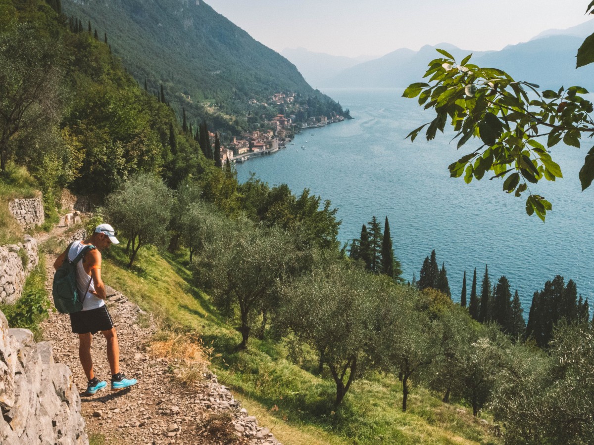 Discesa da Vezio verso Varenna