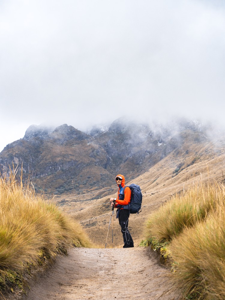 Sentiero per il Rucu Pichincha