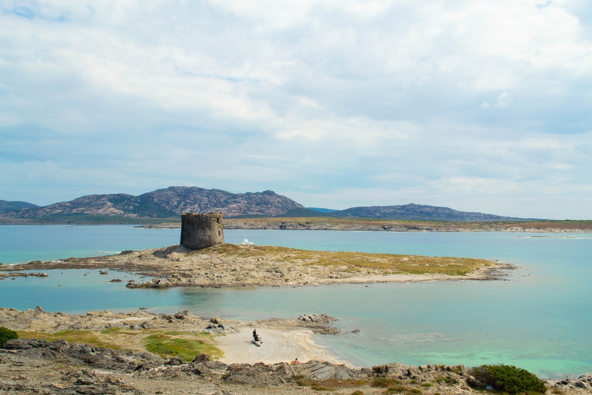 Partenza dalla spiaggia La Pelosa